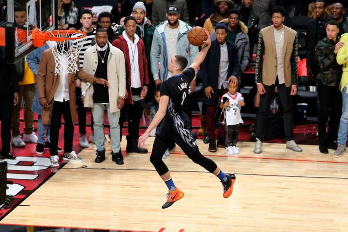 ___4684073___https:______static.pulse.com.gh___webservice___escenic___binary___4684073___2016___2___14___16___zachlavine-cropped_gr2pjl0rvv6n1wgmms8lbbvh0_1