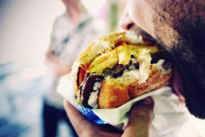 Sleep deprivation brings the munchies