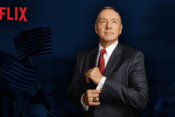 ___4553879___https:______static.pulse.com.gh___webservice___escenic___binary___4553879___2016___1___13___12___Frank+Underwood-House+of+Cards_1