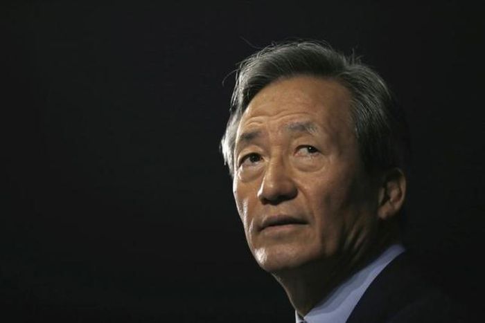 Korean Chung pulls out of race for FIFA presidency