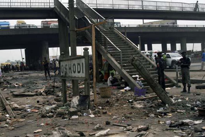 Traders stage comeback to Oshodi rail tracks