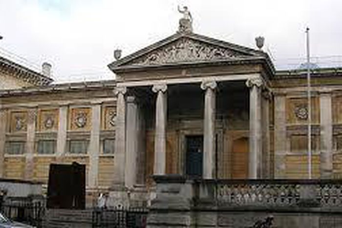 ___4555487___https:______static.pulse.com.gh___webservice___escenic___binary___4555487___2016___1___13___18___5+oldest+museums+in+the+world