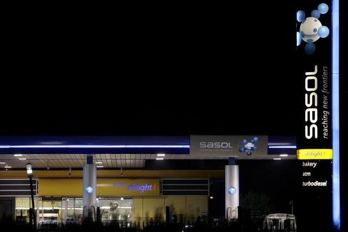 A petrol station is seen in Soweto, March 11, 2009. REUTERS/Siphiwe Sibeko