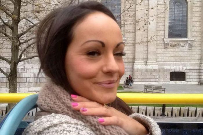 Wicked woman swindles boyfriend after pretending to have cancer