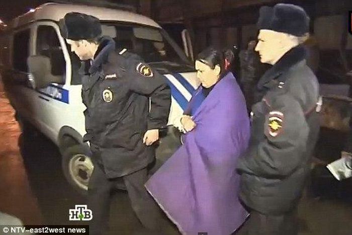 Gyulchekhra Bobokulova, arresting for beheading a four-year-old