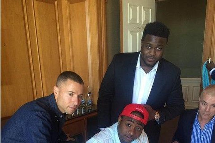 Davido signs global music deal with Sony BMG