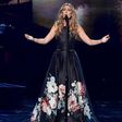 Celine Dion makes audience cry during moving performance for Paris victims at 2015 AMA