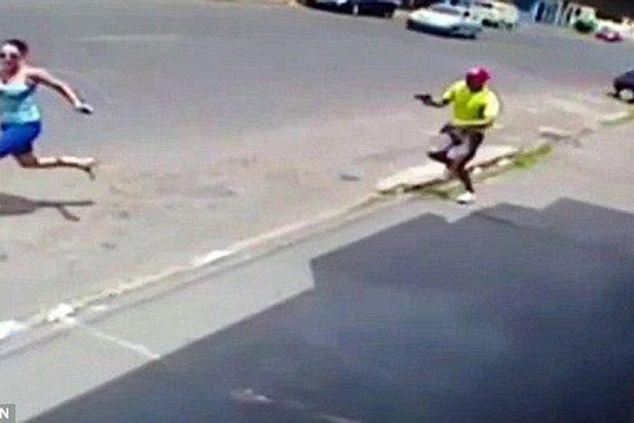 Police officer shoots wife 11 times on the street in broad daylight