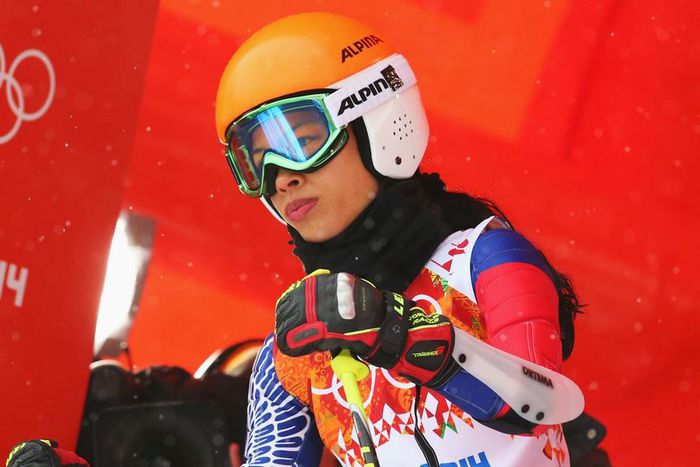 ___4723954___https:______static.pulse.com.gh___webservice___escenic___binary___4723954___2016___2___24___16___vanessamae-cropped_q1gxxlgr245x1eo10m9gw1gzf_1