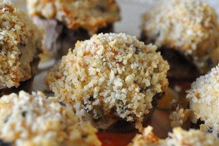 ___4647384___https:______static.pulse.com.gh___webservice___escenic___binary___4647384___2016___2___4___15___stuffed+mushrooms