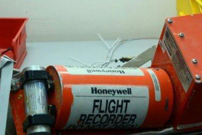 Egypt minister says no evidence yet that bomb brought down Russian plane