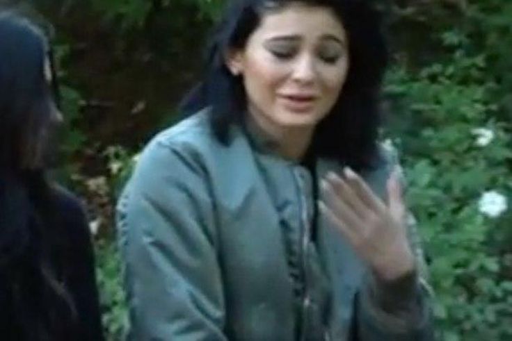 Kylie Jenner cries over Tyga