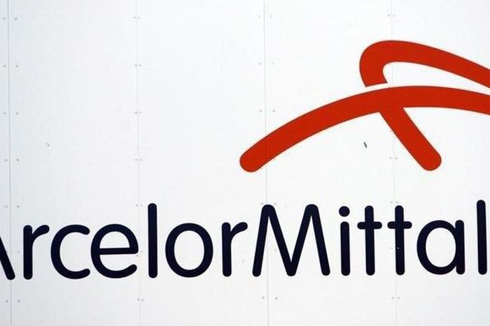 A logo of ArcelorMittal steel group is seen at the Les Chantiers de l'Atlantique shipyards in Saint Nazaire, western France, July 9, 2009. REUTERS/Stephane Mahe