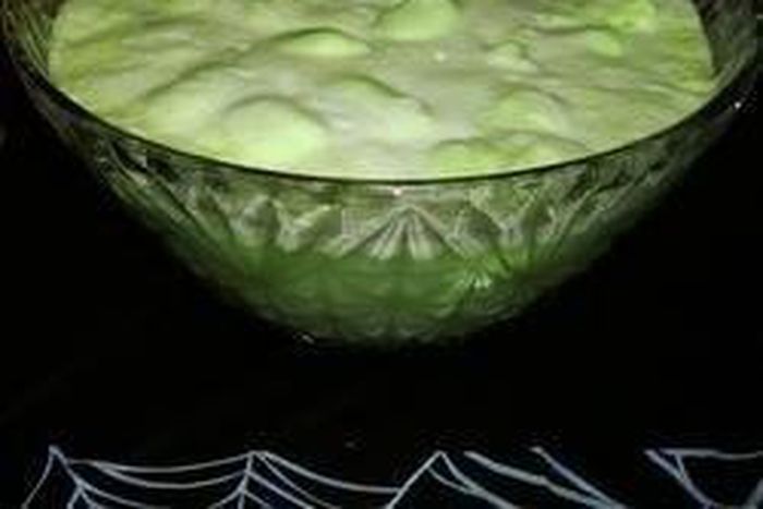 ___4555553___https:______static.pulse.com.gh___webservice___escenic___binary___4555553___2016___1___13___19___Green+grog+pulse+drinks