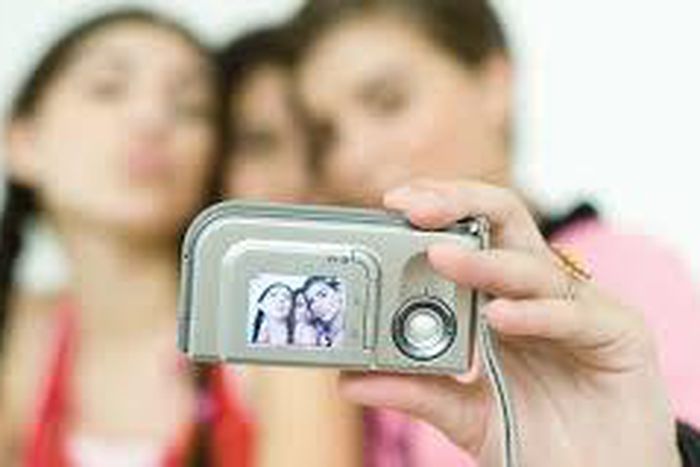 ___4632956___https:______static.pulse.com.gh___webservice___escenic___binary___4632956___2016___2___1___17___selfie