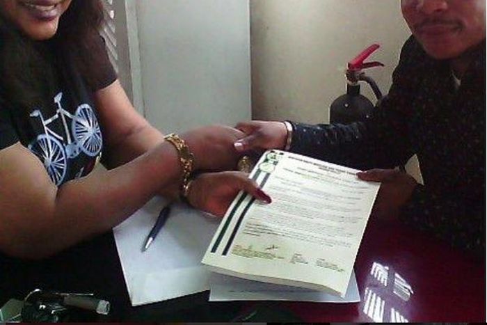 Ayo Adesanya at her signing