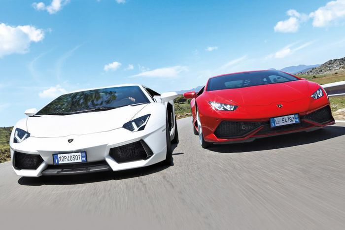 Lamborghini Aventador vs Lamborghini Huracan
