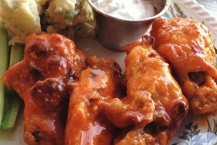 ___4647313___https:______static.pulse.com.gh___webservice___escenic___binary___4647313___2016___2___4___15___Baked+Buffalo+Wings