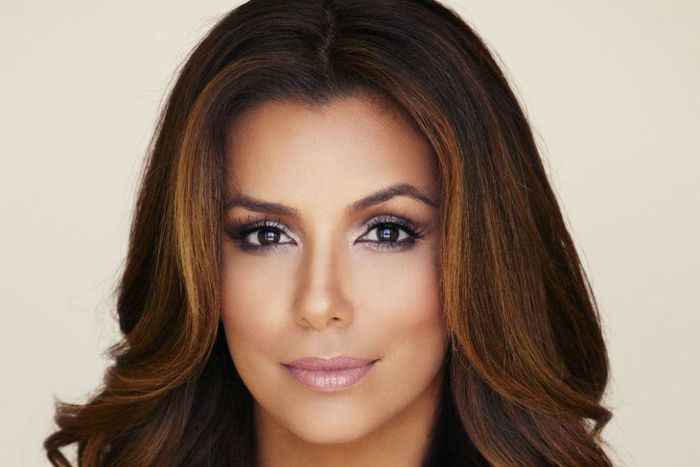 ___4552813___https:______static.pulse.com.gh___webservice___escenic___binary___4552813___2016___1___13___10___eva-longoria__Devious+Maids