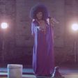 Omawumi in 'Play na play'video