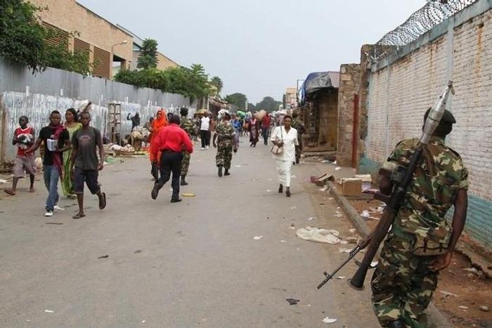 A soldier patrols the streets after a grenade attack of Burundi's capital Bujumbura, February 3, 2016. REUTERS/Jean Pierre Aime Harerimama