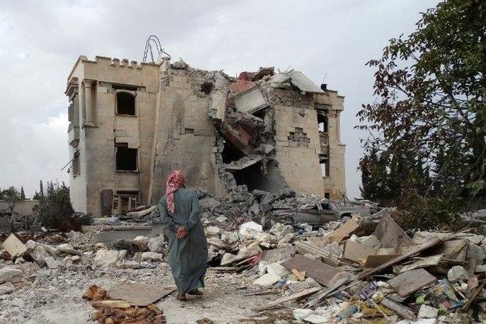 U.S. reports 14 more air strikes against Islamic State in Iraq