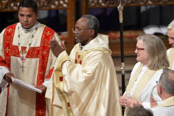 U.S. Episcopal Church installs its first black presiding bishop