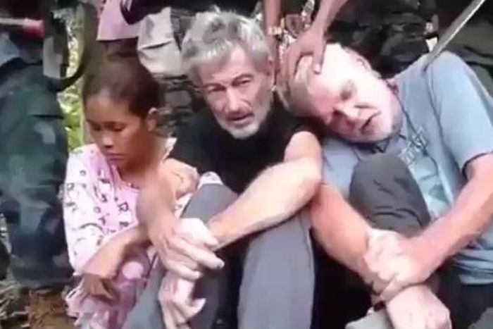 Philippine militants demand $21 mln ransom each of four hostages