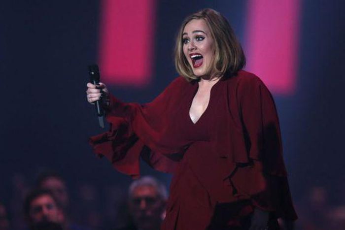 Adele performs at 2016 Brit Awards