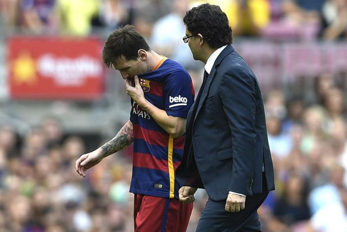 ___4206615___https:______static.pulse.com.gh___webservice___escenic___binary___4206615___2015___11___5___14___lionelmessi-cropped_rufsccv22m2v1krp1pnsnv794_2