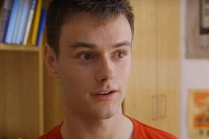 Car Crash victim wakes up from coma speaking fluent Chinese