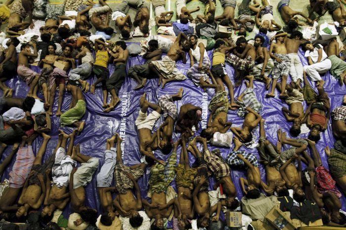 Malaysian police find more bodies of migrants from Indonesian boat