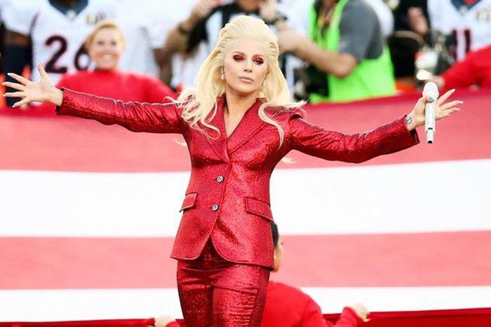 5 funny pictures of Lady gaga that would make you laugh too much