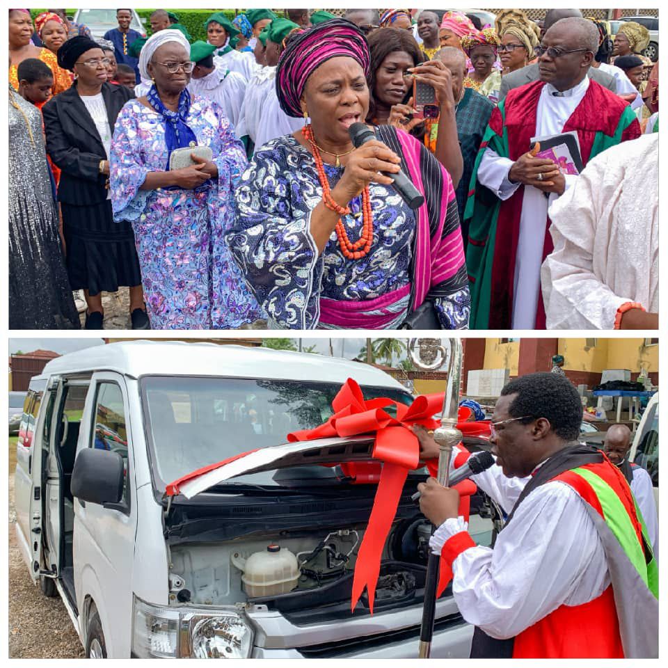 Olakunle Churchill donates brand new bus to Ondo Anglican Church in honour of late father