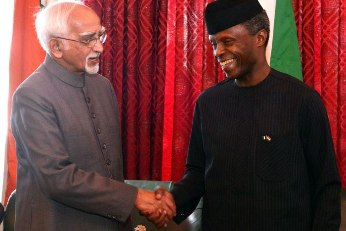 ___5536382___https:______static.pulse.com.gh___webservice___escenic___binary___5536382___2016___9___27___10___PIC.32.+INDIAN+VICE+PRESIDENT+MOHAMMAD+ANSARI+ARRIVES+ABUJA_1