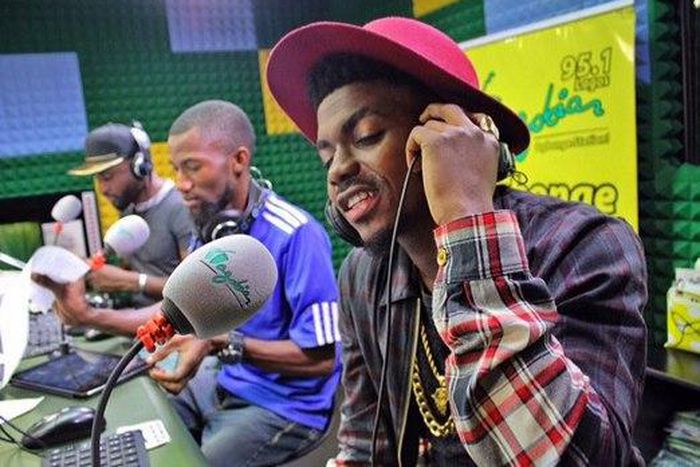 Skiibii at Wazobia FM promoting his new single 'Sampu'.
