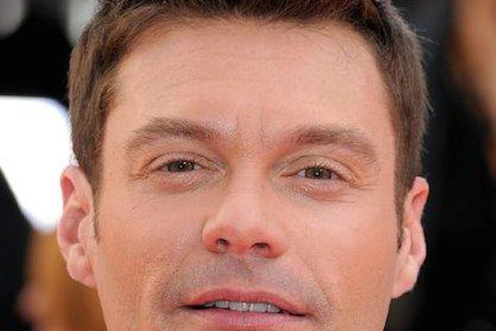 E!'s Ryan Seacrest slammed with a $860,000 lawsuit for infringing on Blackberry's patents