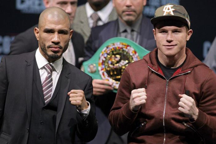 Cotto unconcerned by losing belt ahead of Alvarez bout