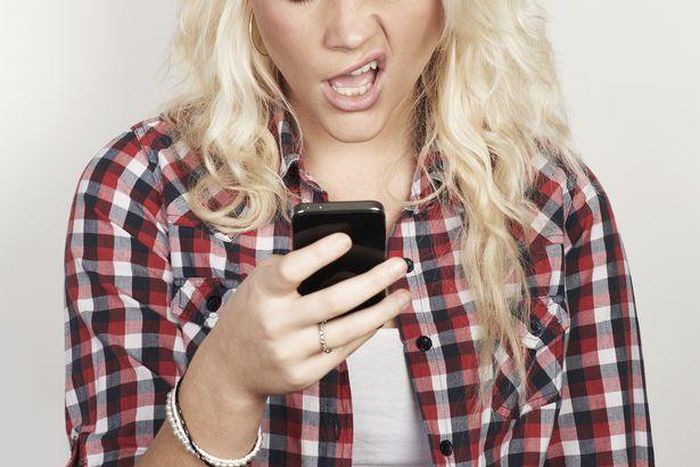 Chatting on WhatsApp can make you angry when someone ghosts on you