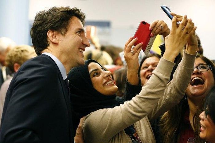 Canadians show love to newly-arrived Syrian refugees
