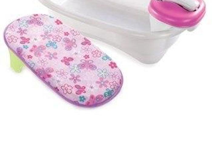 Summer Infant Newborn To Toddler Bath Shower CenterA baby needs a bath and the best thing about this bath is that your baby can use it till toddler years and pass it on to other siblings. Great deal! (buy it here)