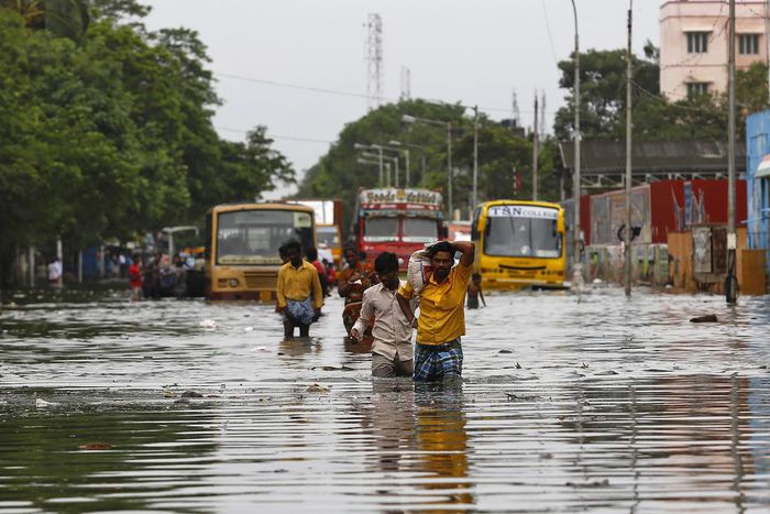 Scant aid for low-caste villagers hit by south India floods-charities
