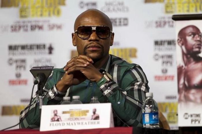 Undefeated WBC/WBA welterweight champion Floyd Mayweather Jr. attends a news conference at MGM Grand Hotel & Casino in Las Vegas September 9, 2015.    REUTERS/Las VegasSun/Steve Marcus