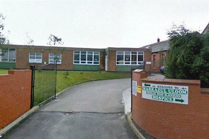 2 pig heads dumped in Islamic school