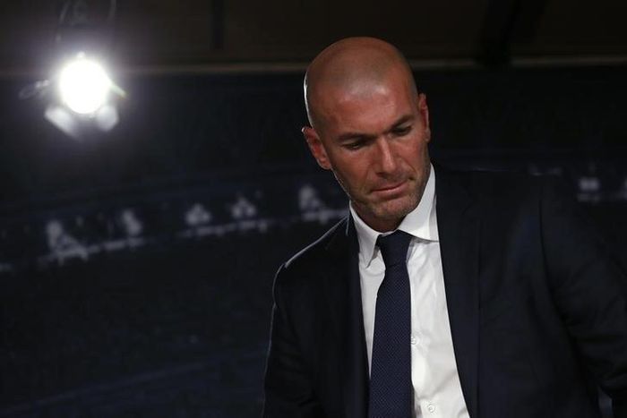Real Madrid's new coach Zinedine Zidane leaves after a news conference at Santiago Bernabeu stadium in Madrid, Spain, January 5, 2016. REUTERS/Juan Medina