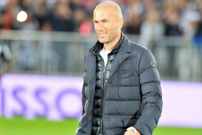 ___4382765___https:______static.pulse.com.gh___webservice___escenic___binary___4382765___2016___1___5___5___zinedine-zidane-cropped_1xhsdbhkz2bs01mmv5prqv1856_1