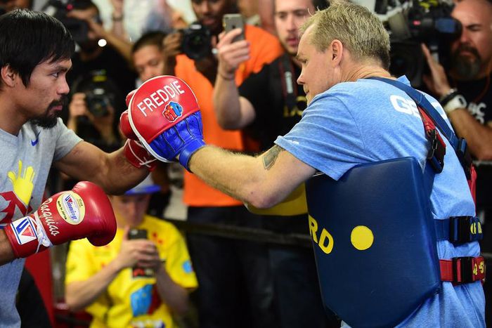 ___3669751___https:______static.pulse.com.gh___webservice___escenic___binary___3669751___2015___4___20___9___pacquiaoroach-cropped_1j514k17tcidz1919edp0udgph