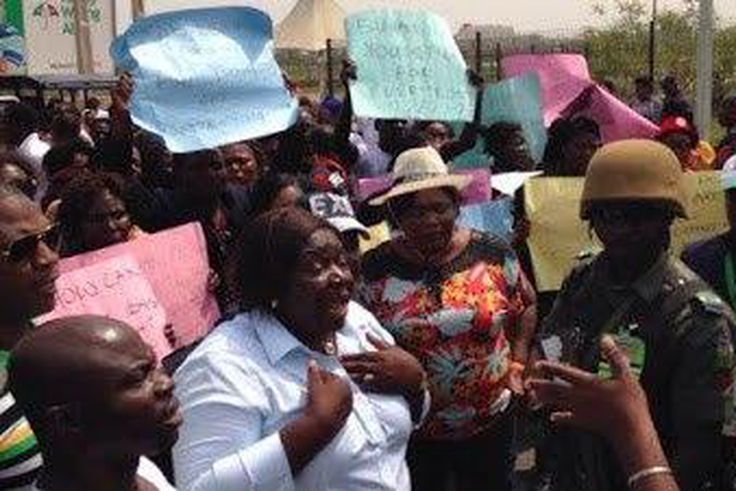 Residents protest conduct of governorship elections in Bayelsa State