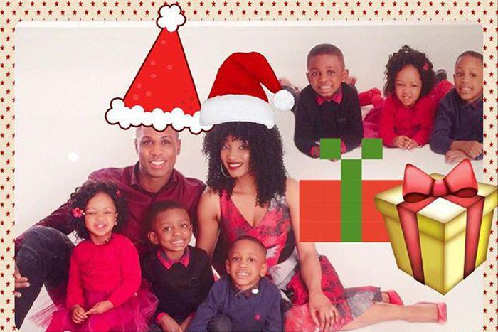 Odion Ighalo and his family Christmas photo