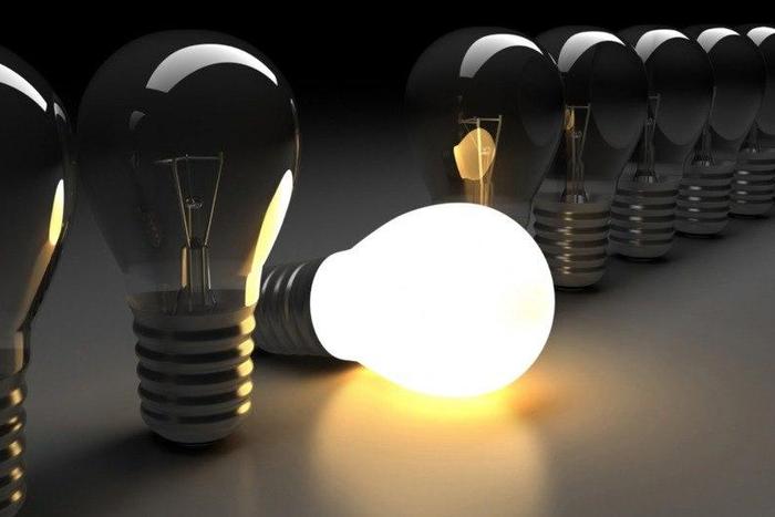 ___4026549___https:______static.pulse.com.gh___webservice___escenic___binary___4026549___2015___7___30___13___Light-Bulb-2014_1